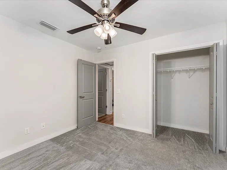 1707 Hall Dr — Photo 15