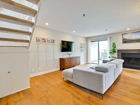 4th image of 100 W El Camino Real APT 52