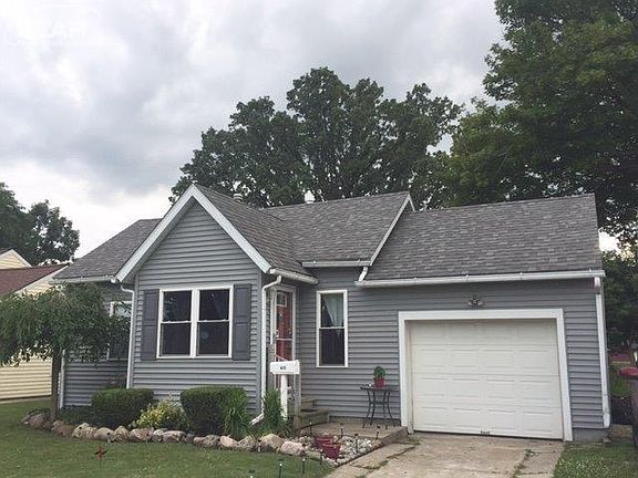 2nd image of 413 N Mackinaw St
