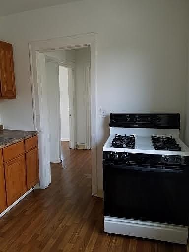 1st image of 2726 W Rosemont Ave