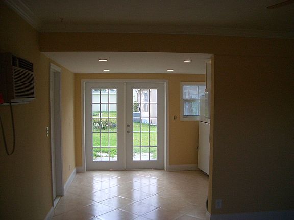 5th image of 1660 SW 65th Ave