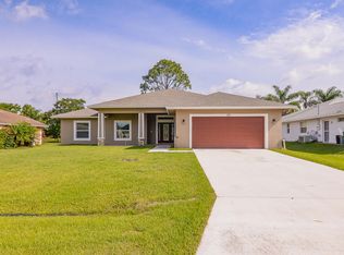 181 SW Fairway Ave, Port Saint Lucie, FL 34953