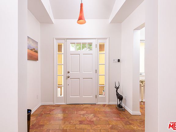 4th image of 2816 Castle Heights Ave