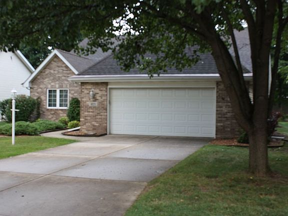 3rd image of 6271 Waxwing Cir