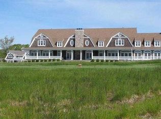 2200 Laurel Trl, Laurel, NY 11948