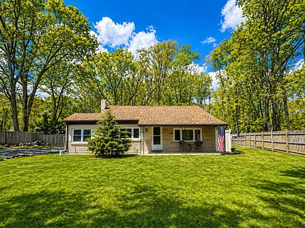 230 Lakewood Rd, New Egypt, NJ 08533