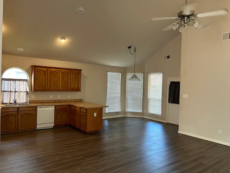 12608 Clarksburg Trl — Photo 16