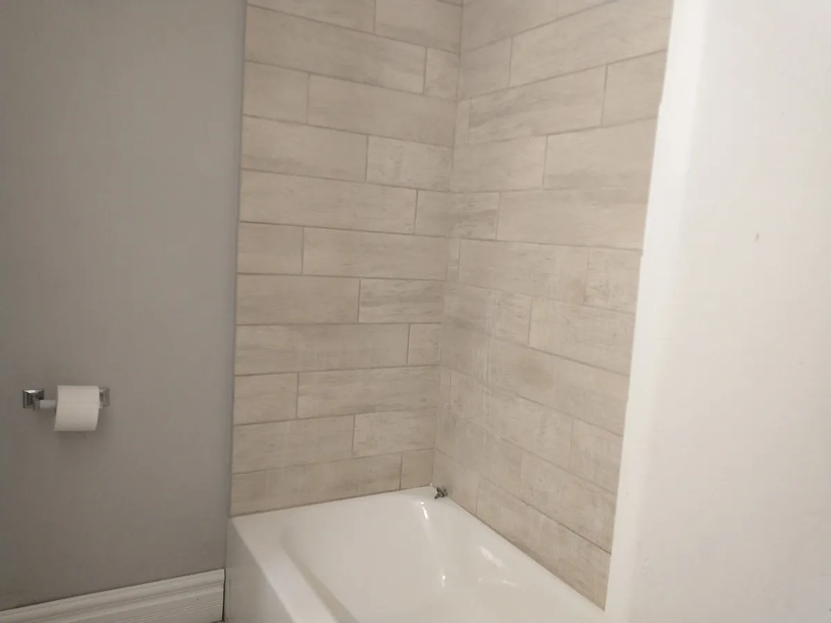 Building Photo - 207 Regan St #1