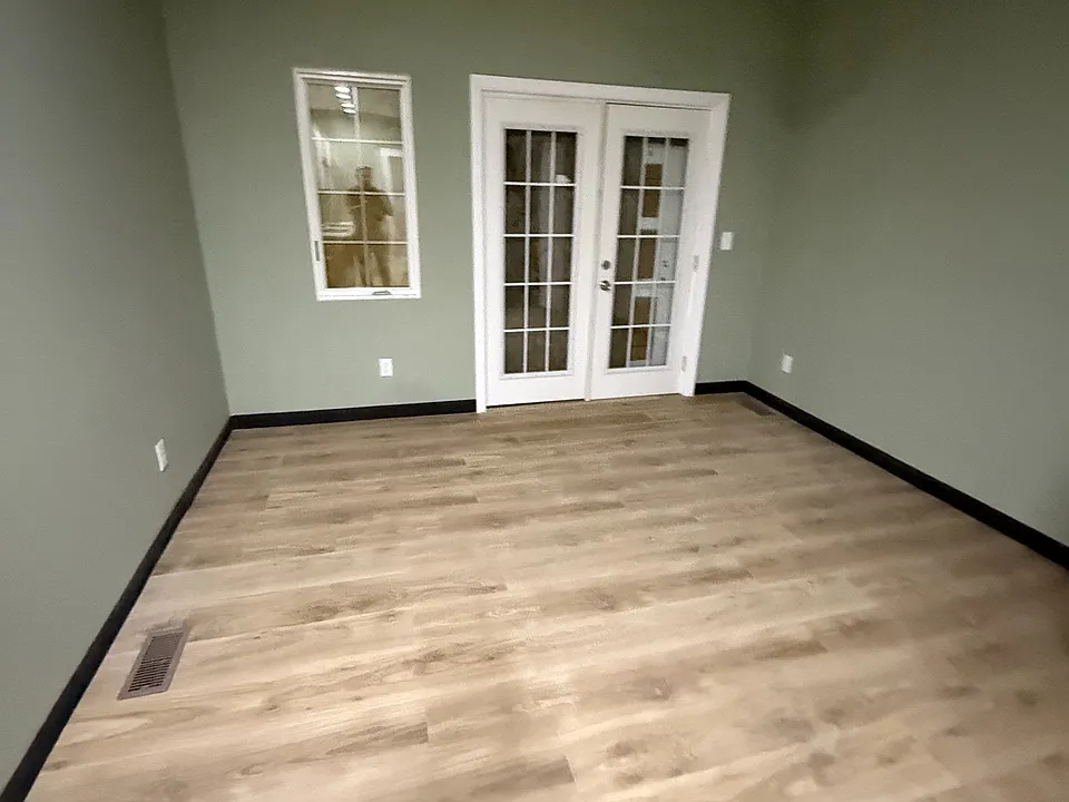 27 S Tuxedo St #2