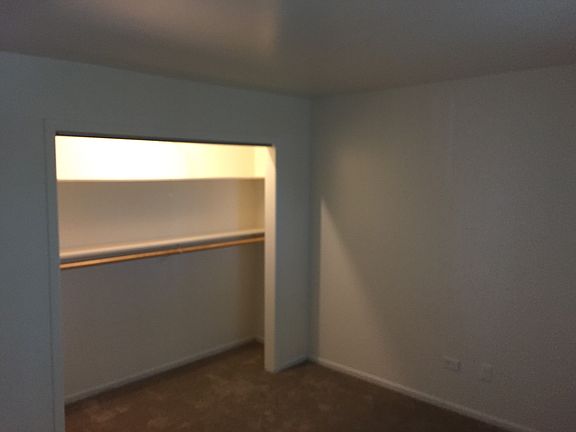 5th image of 2111 N Elmwood Ave APT 5C