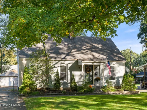 217 McArthur Dr, Saint Matthews, KY 40207