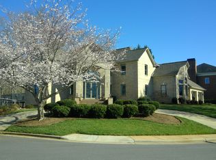 4624 9th St NE, Hickory, NC 28601