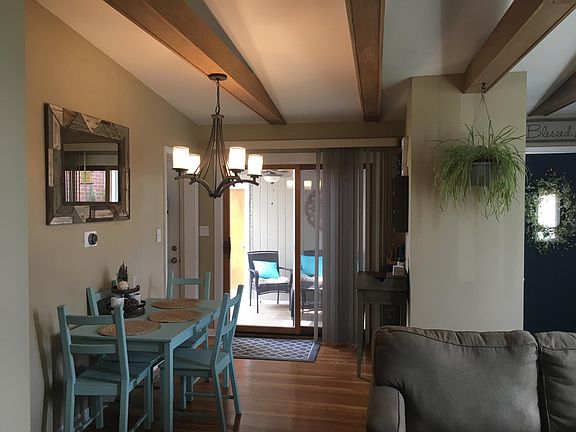 3rd image of 760 Island Ct