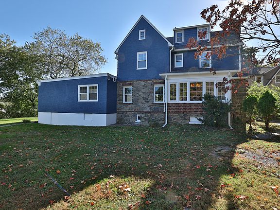 4th image of 1020 Louise Ave Floor 1
