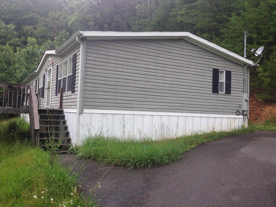 2nd image of 4760 Pryor Ln