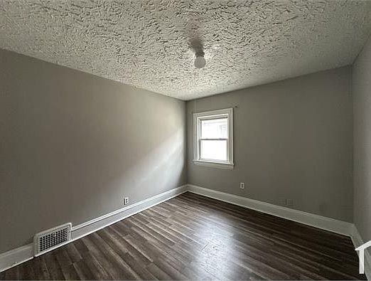 5th image of 11814 Lenacrave Ave #Up