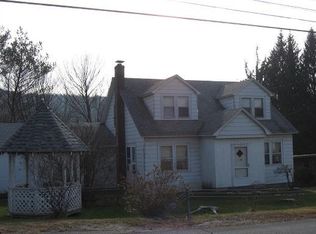 34 White Roe Lake Rd, Livingston Manor, NY 12758