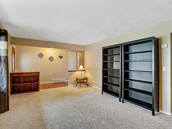 5th image of 3216 Cynthia Dr