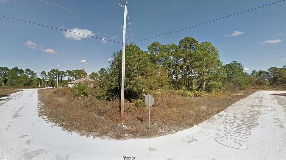 1st image of 1137 Chipley St E