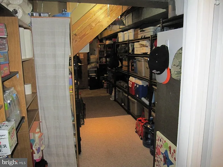 3913 Moss Dr — Photo 15