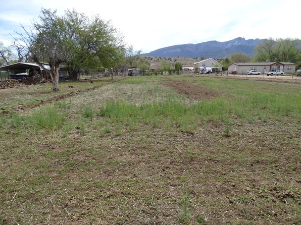 926 Oak St #A-2, Bernalillo, NM 87004