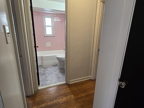 3rd image of 1807 De Armand Ave #2
