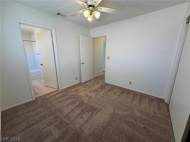 9509 Swan Bay Dr — Photo 30