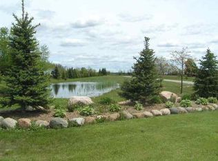 16901 Oakview Cir, Armada, MI 48005