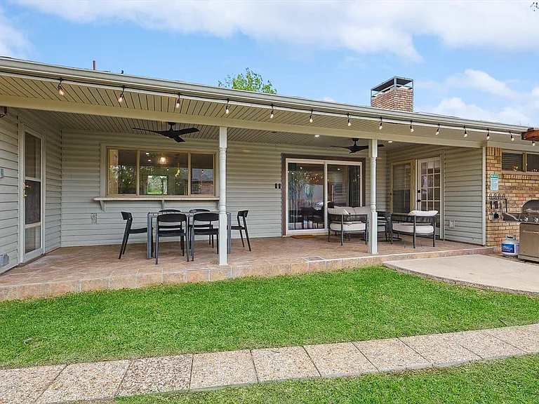 1208 Mayleaf Dr — Photo 30