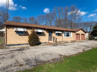 7240 E State Route 8 Rd, Knox, IN 46534