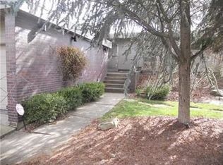 100 Lang Ct, Pittsburgh, PA