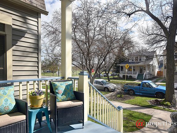 Front Porch, Views of Park
