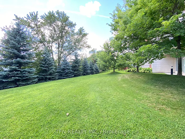 17 Ruddington Dr #103 — Photo 19