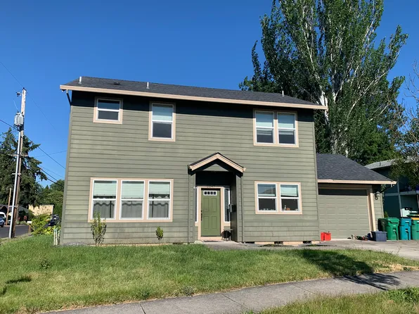 2247 D St, Forest Grove, OR 97116