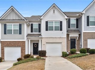 5656 Union Pointe Dr, Union City, GA 30291