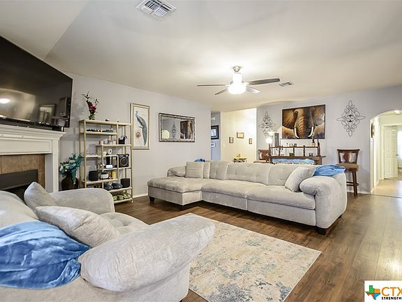 5th image of 701 Hailie Dr