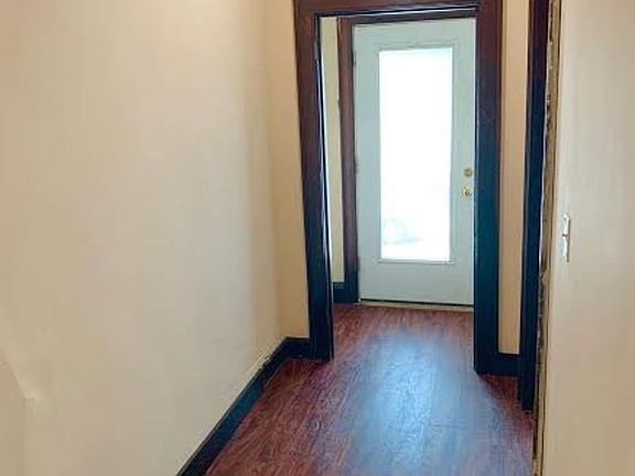 4th image of 1119 Bowen Ct #&-1121