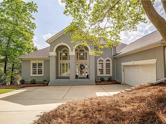 3rd image of 132 Magnolia Key Dr