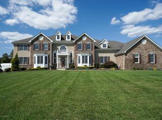 12 Veronica Ct, Jackson, NJ 08527