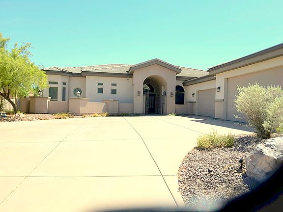 5000 ft. of Elegance