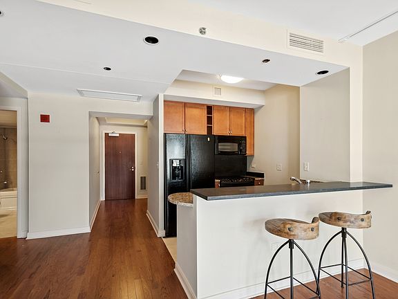 5th image of 130 N Garland Ct APT 2208