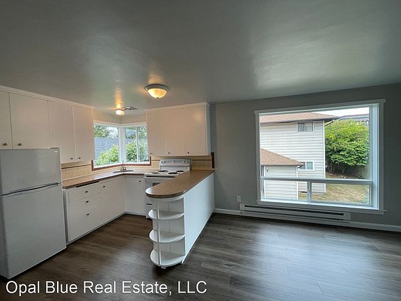 5th image of 2322 Colby Ave #10417223