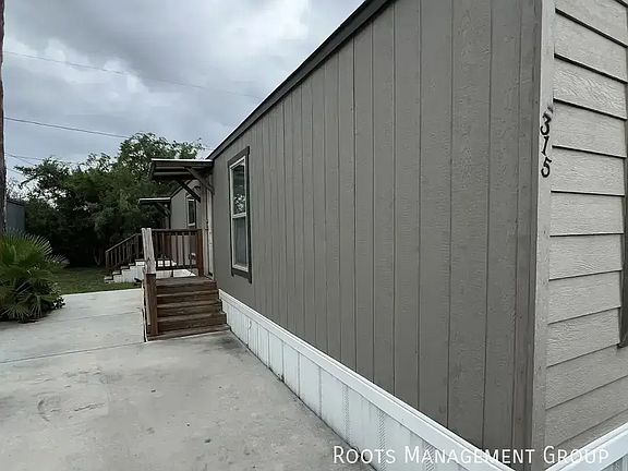 4th image of 310 Scobey Ave #315