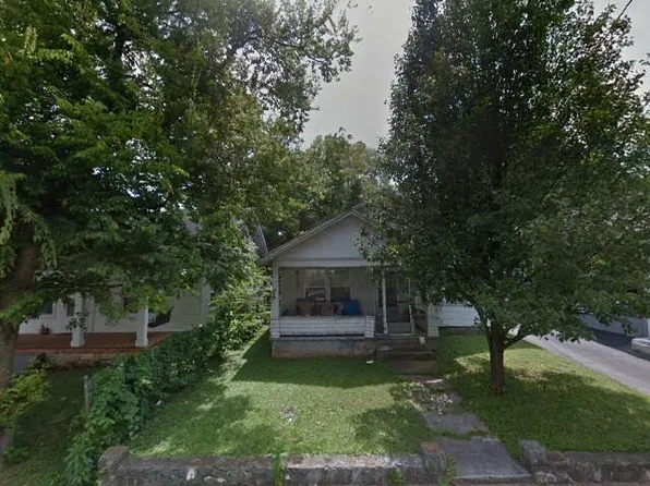 135 E 11th Ave, Bowling Green, KY 42101