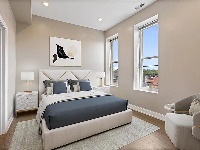 1946 S Racine Ave #3R — Photo 6