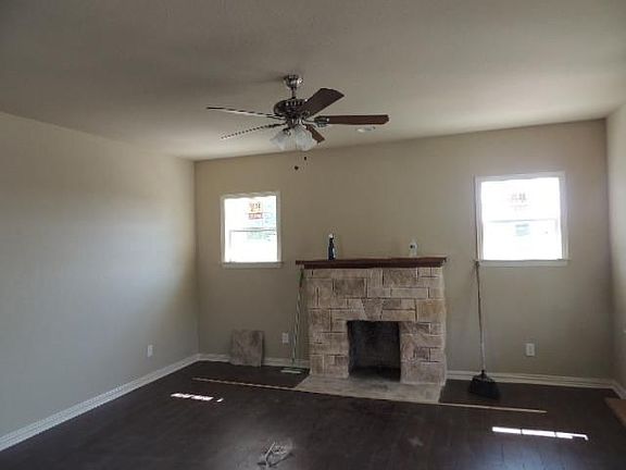 3rd image of 3636 Harley Ave