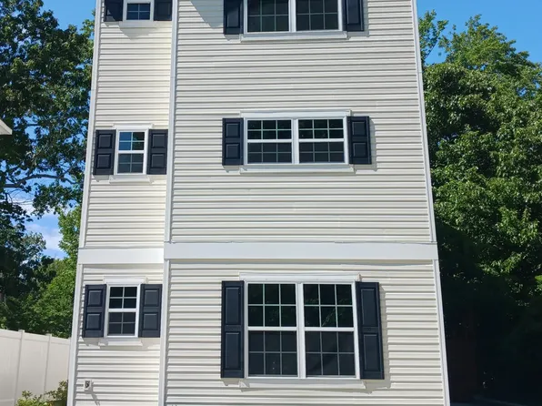 901 13th St, Virginia Beach, VA 23451