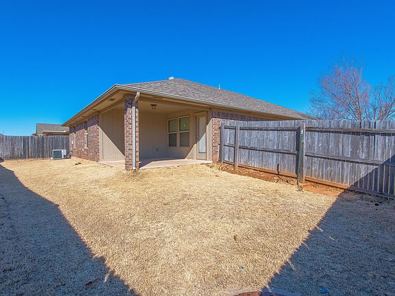 4th image of 18212 Agua Dr
