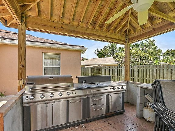 3rd image of 34 Felwood Ln