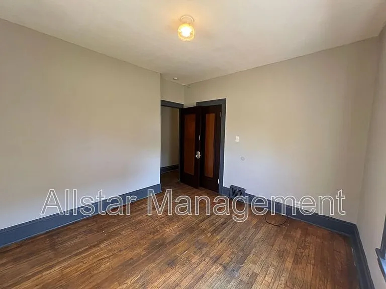3638 E 149th St #2 — Photo 14